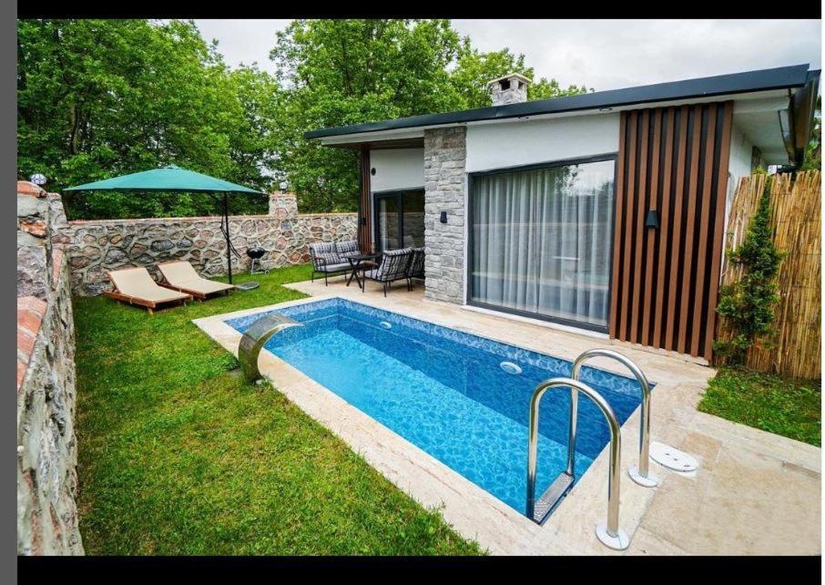 Vital Home Sapanca Isitmali Havuzlu Villa&Bungalov Екстериор снимка