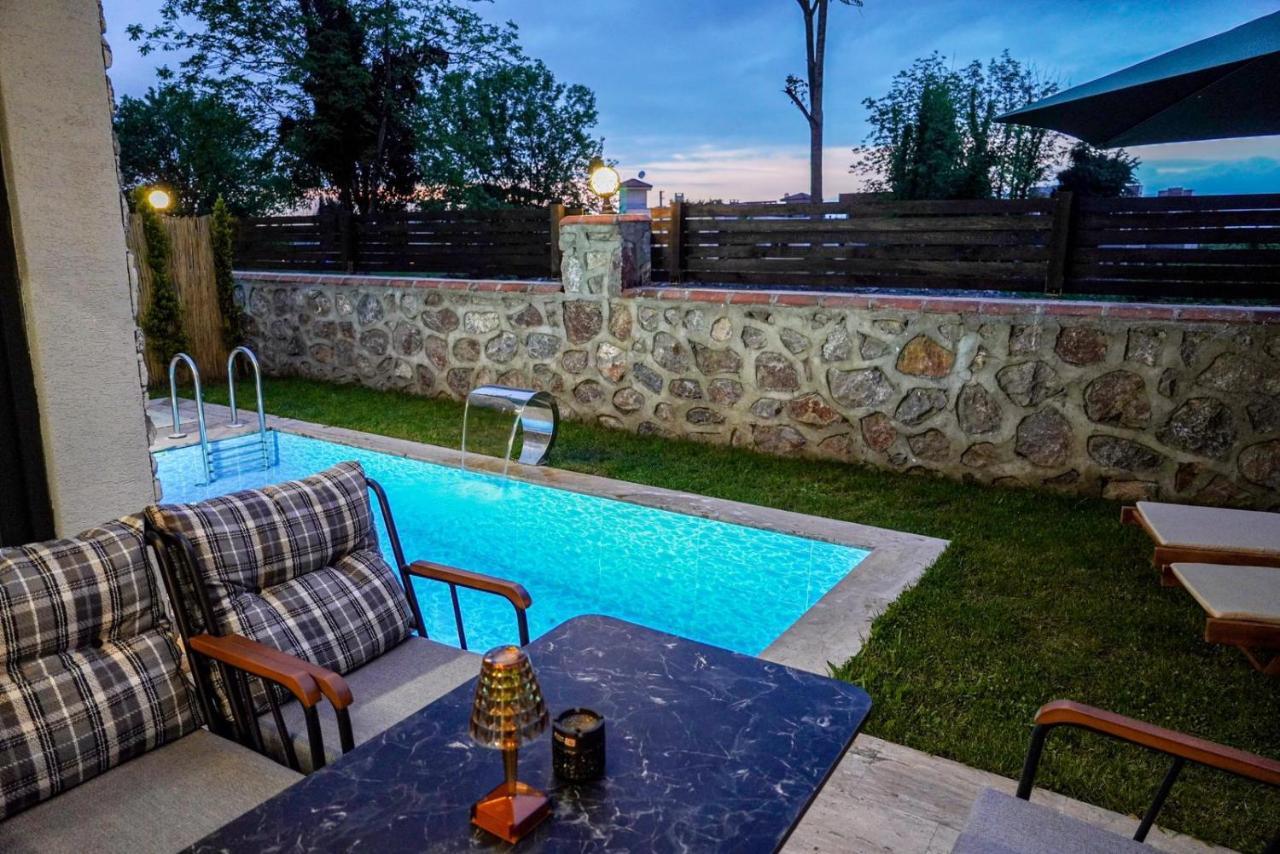 Vital Home Sapanca Isitmali Havuzlu Villa&Bungalov Екстериор снимка