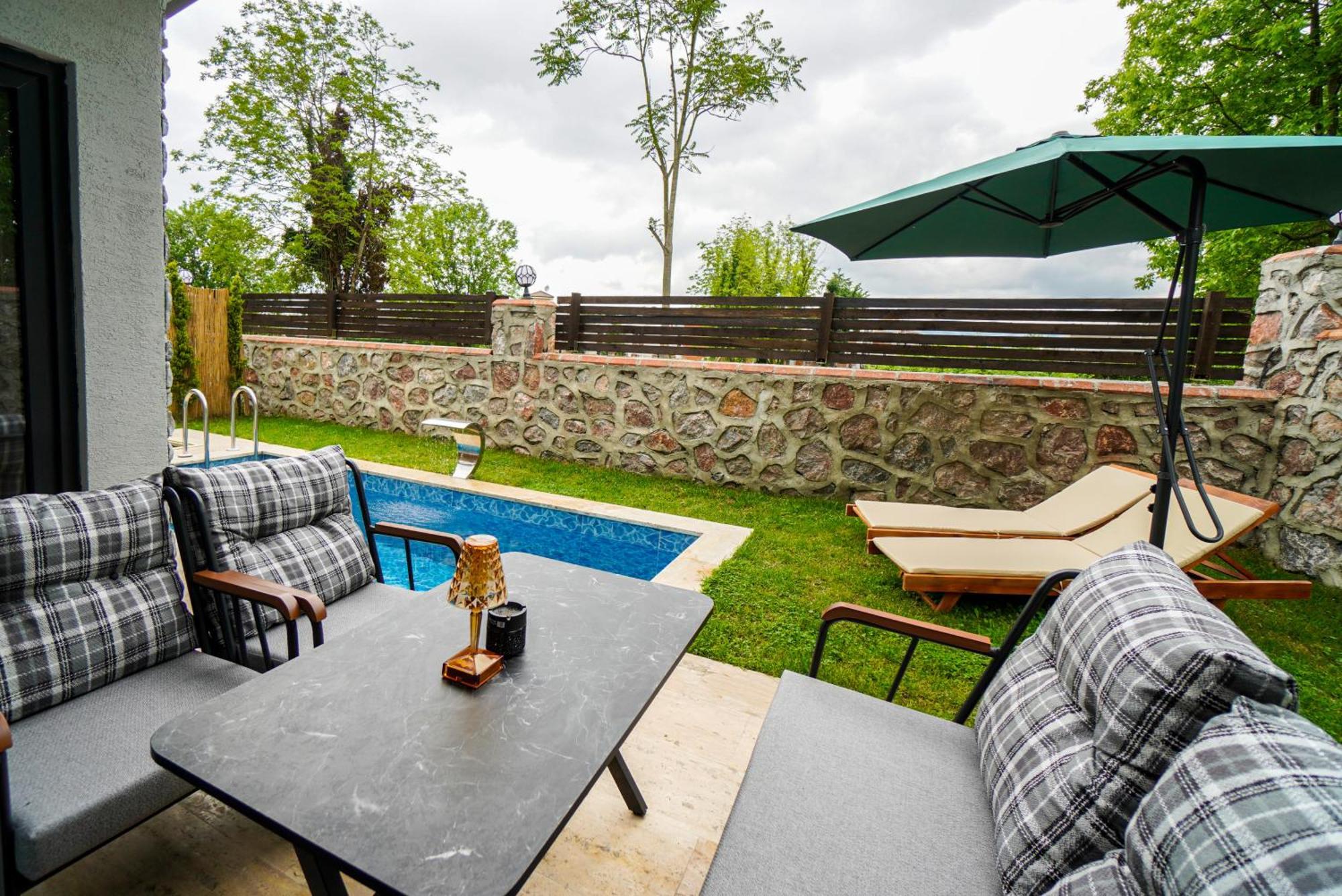 Vital Home Sapanca Isitmali Havuzlu Villa&Bungalov Екстериор снимка